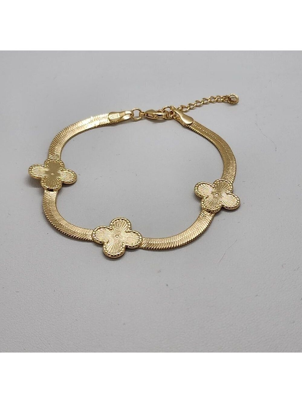 Brand New Brazilian 18k Gold Filled 3 Clover Bracelet - Picture 3 of 6